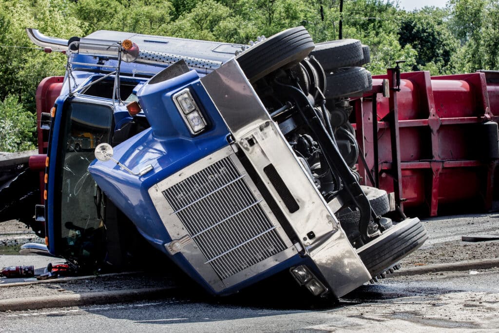 A recent crash involving a semi-truck on Highway 99 in Northern California highlights the serious dangers these vehicles pose on busy roadways. According to reports, a big rig overturned and blocked multiple lanes, leading to major traffic disruptions and at least one reported injury.